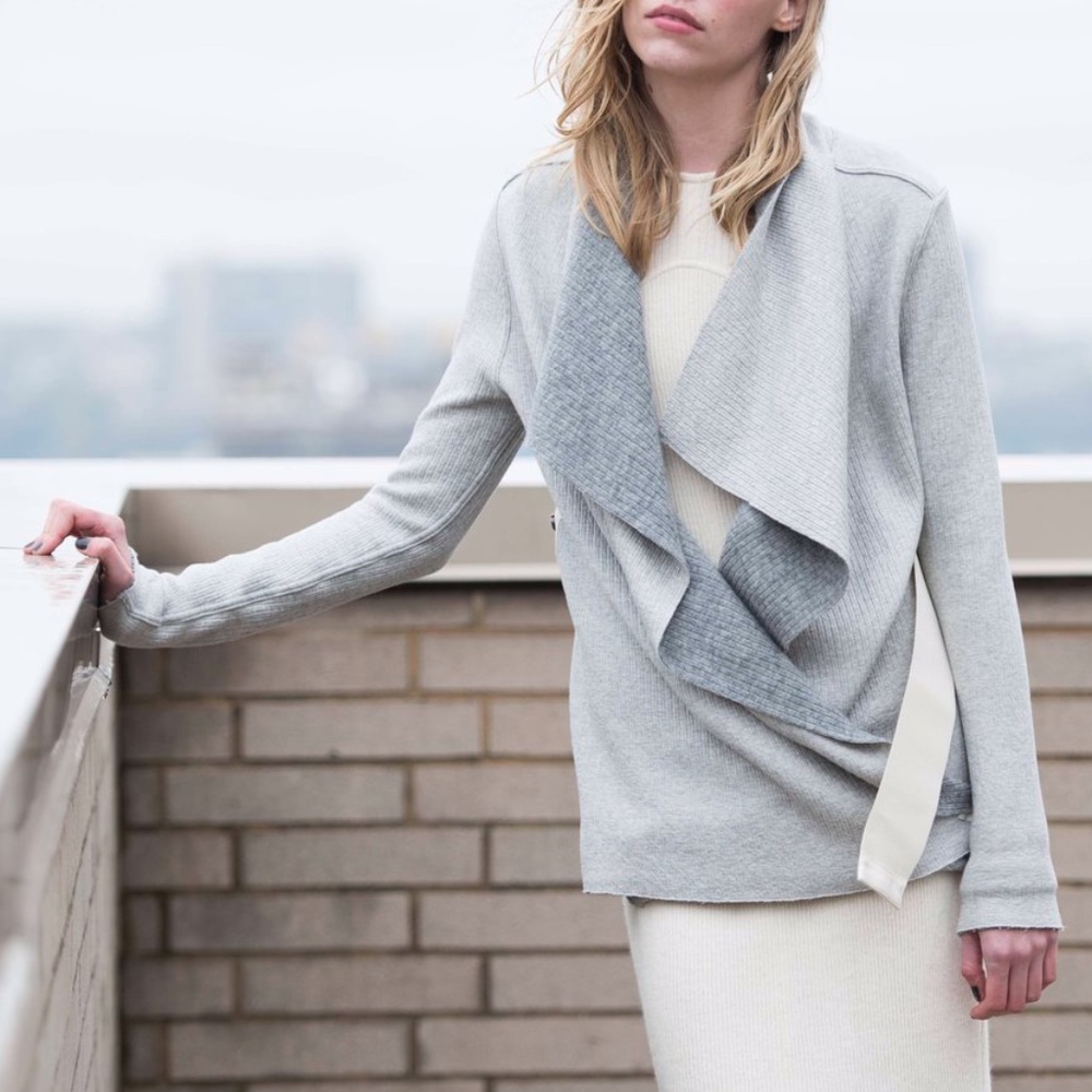 Karolina Zmarlak | Faces Convertible Sweater | Sm - Picture 6 of 11